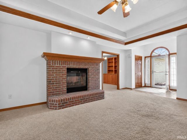 9421 Chapmans Boulevard, Fort Wayne, IN 46835