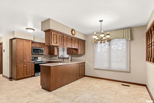 29 CHERRY Lane, Morton, IL 61550