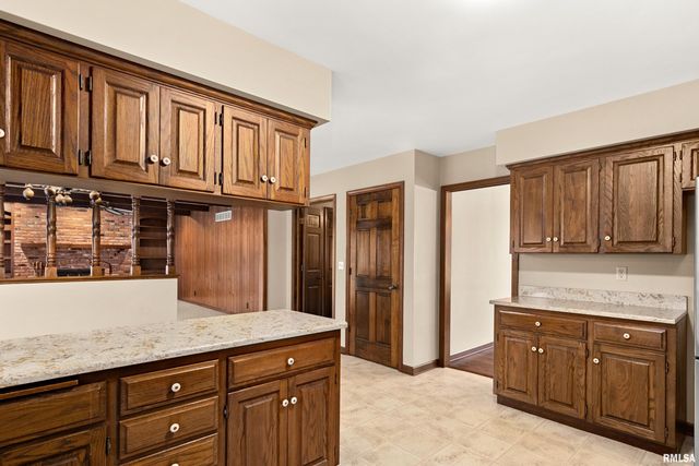 29 CHERRY Lane, Morton, IL 61550