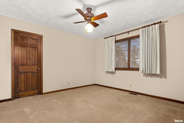 29 CHERRY Lane, Morton, IL 61550