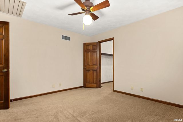 29 CHERRY Lane, Morton, IL 61550