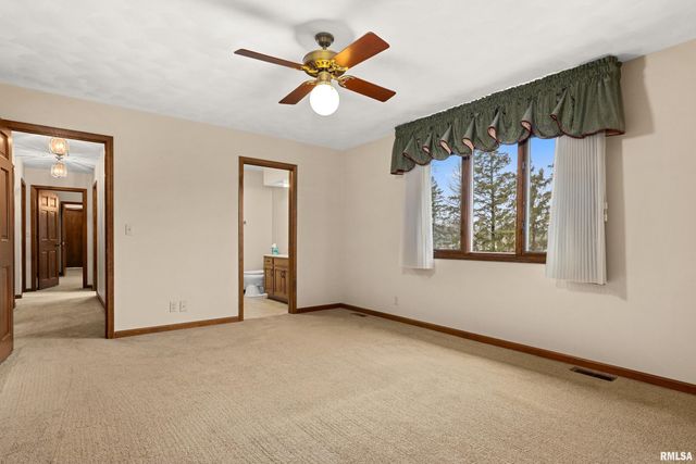 29 CHERRY Lane, Morton, IL 61550