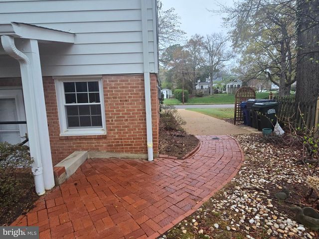 8603 CUSHMAN PL, Alexandria, VA 22308