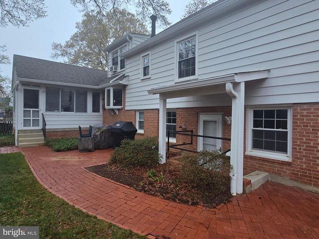 8603 CUSHMAN PL, Alexandria, VA 22308