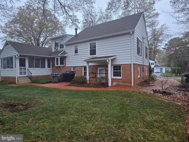 8603 CUSHMAN PL, Alexandria, VA 22308