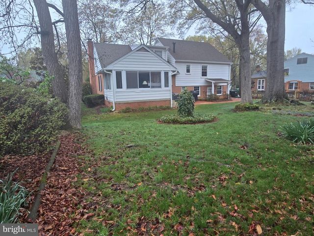 8603 CUSHMAN PL, Alexandria, VA 22308