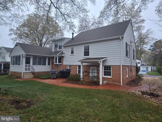 8603 CUSHMAN PL, Alexandria, VA 22308