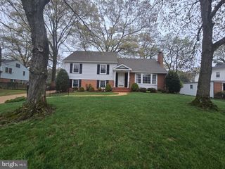 8603 CUSHMAN PL, Alexandria, VA 22308