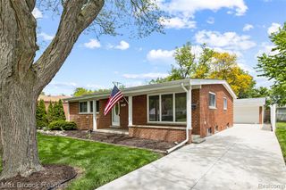 260 Lyons Drive, Troy, MI 48083