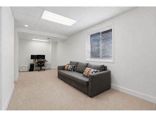 8814 S Field Ct, Littleton, CO 80128