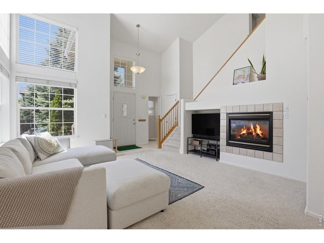 8814 S Field Ct, Littleton, CO 80128