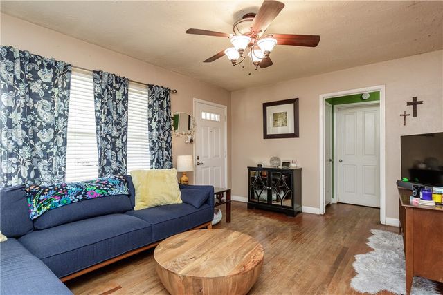 1217 Vance Dr, Corpus Christi, TX 78412