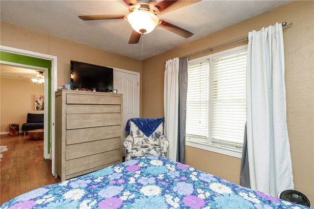 1217 Vance Dr, Corpus Christi, TX 78412