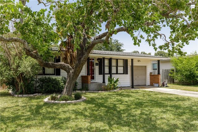 1217 Vance Dr, Corpus Christi, TX 78412