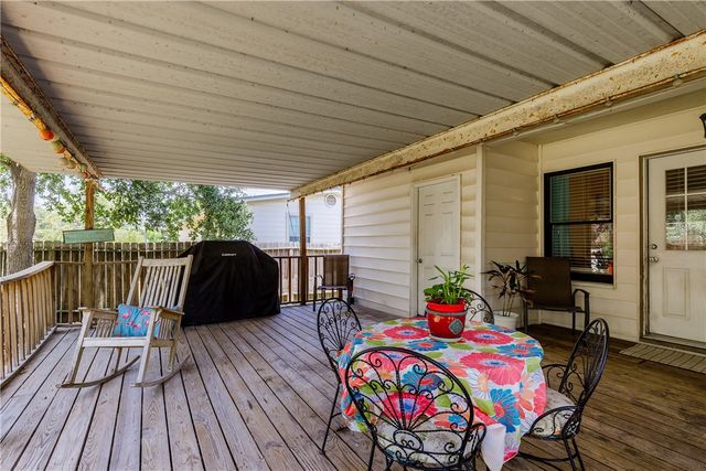 1217 Vance Dr, Corpus Christi, TX 78412