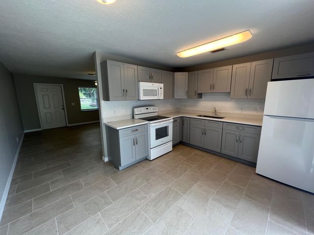 1887 Breezy Lane, West Palm Beach, FL 33417