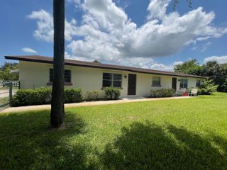 1887 Breezy Lane, West Palm Beach, FL 33417