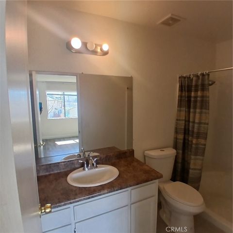 509 E Avenue Q-2 B, Palmdale, CA 93550