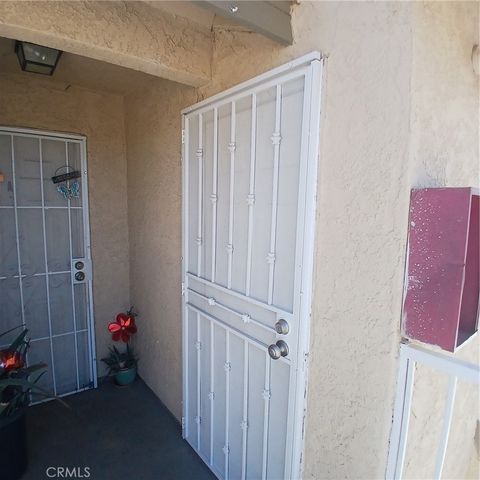 509 E Avenue Q-2 B, Palmdale, CA 93550
