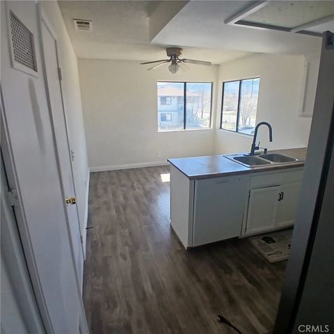 509 E Avenue Q-2 B, Palmdale, CA 93550