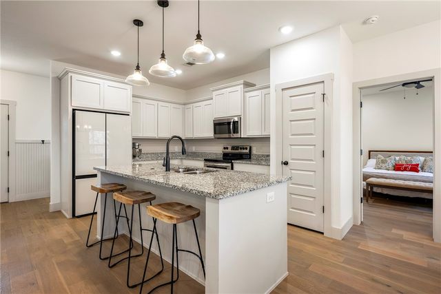 10 Brunswick Drive, Bella Vista, AR 72715