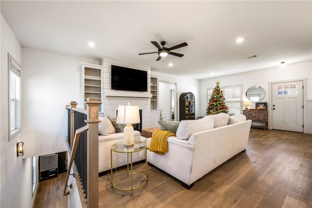 10 Brunswick Drive, Bella Vista, AR 72715