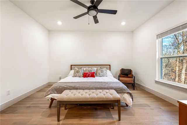 10 Brunswick Drive, Bella Vista, AR 72715