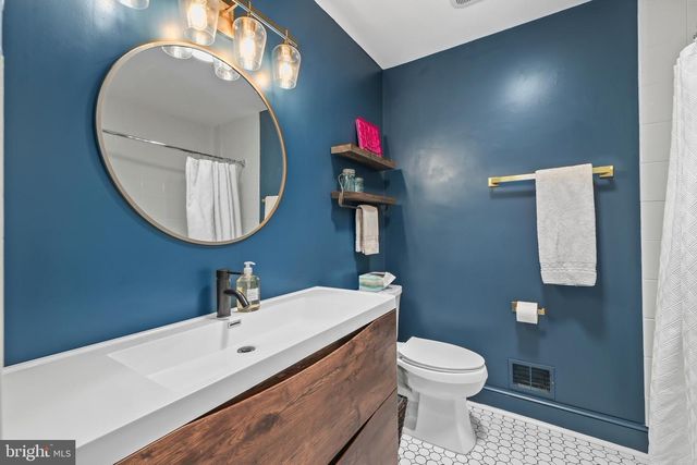 6916 HARVEY RD, Manassas, VA 20112