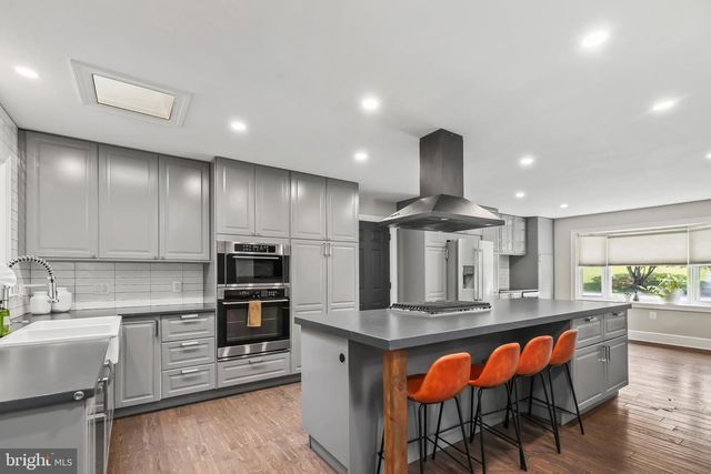 6916 HARVEY RD, Manassas, VA 20112