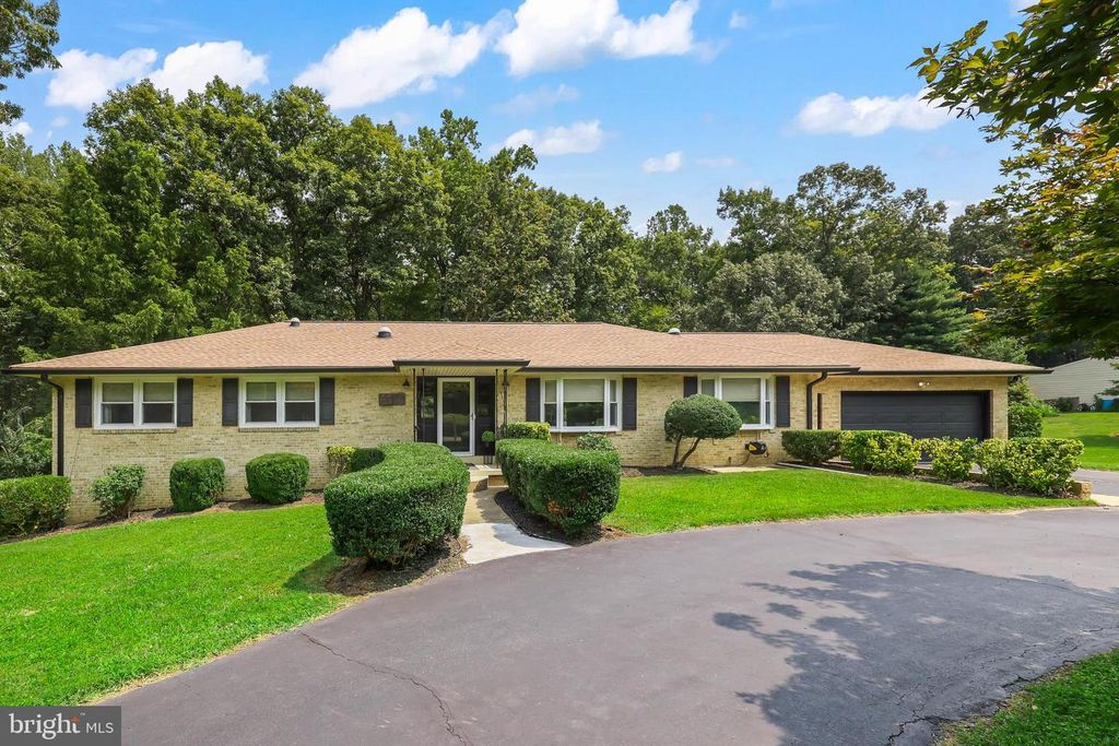 6916 HARVEY RD, Manassas, VA 20112