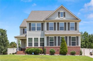 109 Mays LNDG, Yorktown, VA 23690