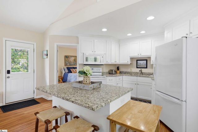 1709 Broadway Lake Road, Anderson, SC 29621