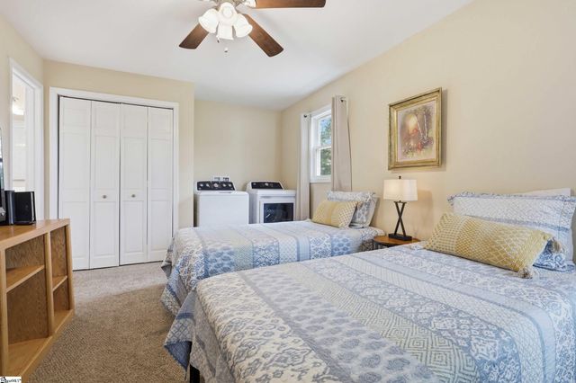 1709 Broadway Lake Road, Anderson, SC 29621