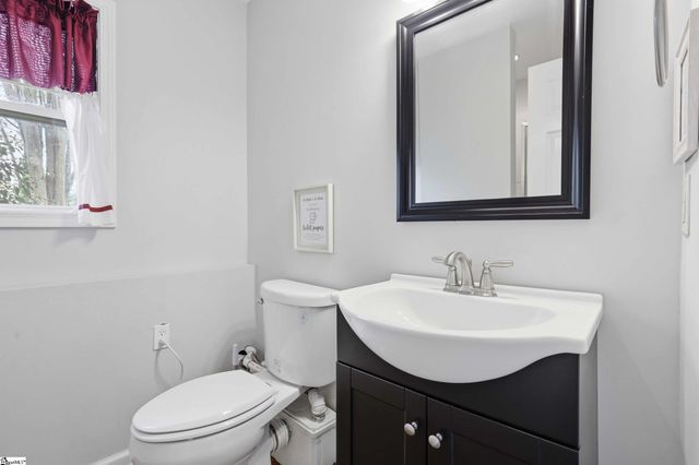 1709 Broadway Lake Road, Anderson, SC 29621