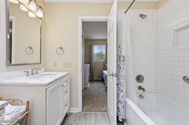 1709 Broadway Lake Road, Anderson, SC 29621