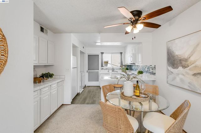 1851 Harrison St 15, Concord, CA 94520