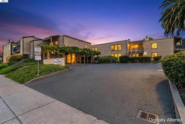 1851 Harrison St 15, Concord, CA 94520