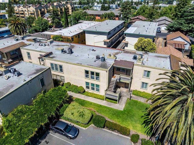 1851 Harrison St 15, Concord, CA 94520
