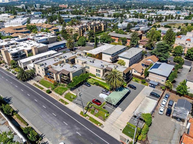 1851 Harrison St 15, Concord, CA 94520
