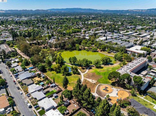 1851 Harrison St 15, Concord, CA 94520