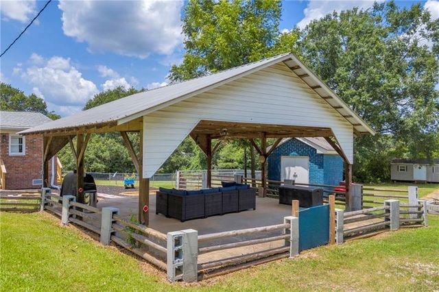 450 N Clarks Creek Road, Martin, GA 30557