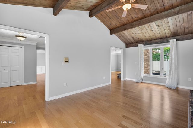102 Sandpiper Circle, Kingsport, TN 37663