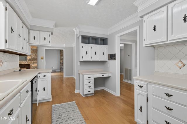 102 Sandpiper Circle, Kingsport, TN 37663