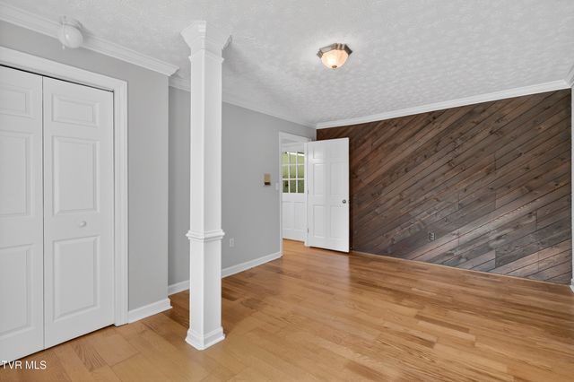 102 Sandpiper Circle, Kingsport, TN 37663