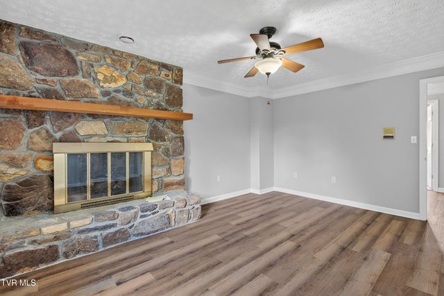 102 Sandpiper Circle, Kingsport, TN 37663