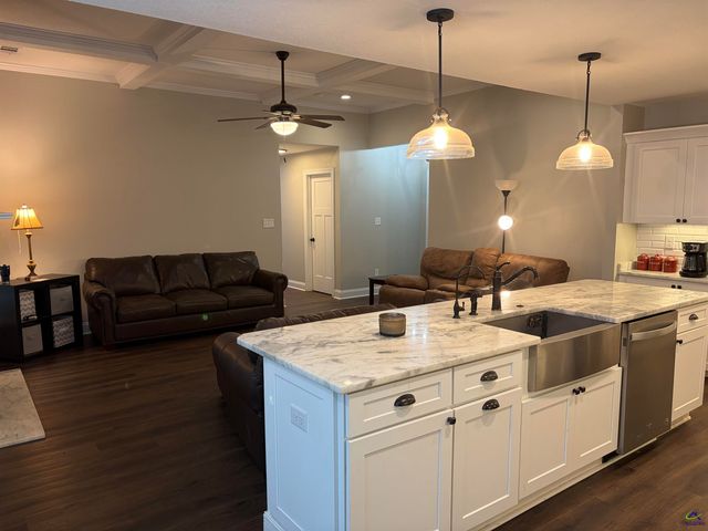 400 Avington Chase, Perry, GA 31069