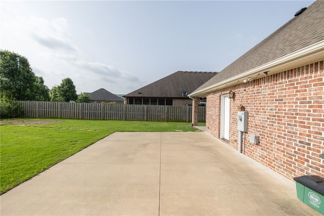 3751 E Spyglass Hill Drive, Fayetteville, AR 72701