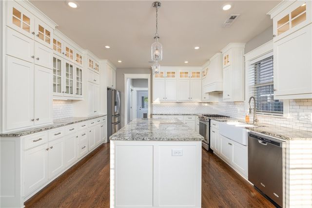 3751 E Spyglass Hill Drive, Fayetteville, AR 72701