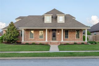 3751 E Spyglass Hill Drive, Fayetteville, AR 72701