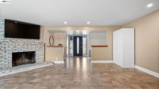 1269 1269 Gabriel Ct, San Leandro, CA 94577